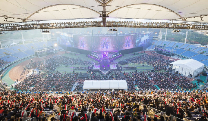 另一方面 另一方面