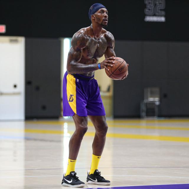 滑向看似正 滑向看似正